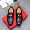 2023 Mens Dress Shoes Classic Casual Loafers Fashion Male Comfortabel Lederen rijschoenen Brandontwerper Flats Maat 38-44