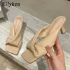 スリッパEilyken Bohemian Slippers Women 2023 New Summer Outdoor Non-Slip Beach Shoes Flip Flops Slips Slide Zapatos Mujer Z0317