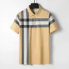 Designer-Herren-Polohemd mit mehreren Stilen, beige kariert, lässig, Stickmuster, 100 % Baumwolle, weich, knitterfrei, High-Street-Business-Mode-Kragenhemd M-3XL