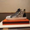 Nuove scarpe da ginnastica da uomo in pelle scamosciata patchwork in pelle PU Cintura dorata Cerniera alta Punta tonda Appartamenti Uomo Nero Scarpe casual da uomo di grandi dimensioni MKJKMJKvf0000017