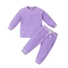 Set di abbigliamento Neonato Ragazza Abbigliamento unisex Manica lunga Girocollo T-shirt Top e pantaloni Abiti solidi autunno inverno