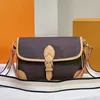 Bolso de moda Bolso bandolera para mujer Bolso de hombro Diseño de doble propósito Bolso de patrón clásico