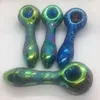 Ultimi arcobaleno colorato Tubi stile portatile Vetro spesso Erba secca Tabacco Cucchiaio Ciotola Filtro Piattaforme petrolifere Handpipes Altri modelli Hand Bong Fumo Tubo portasigarette