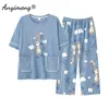 Kvinnors sömnkläder capris pyjamas för kvinnor sommarshorts kawaii moon giraffe moln tryckning härlig hemkläder bomull pijamas kvinna 230317
