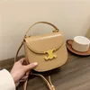 Cosmetic Bags Cases Fashion One Shoulder Bags Women's Handbag High-quality design portable Tote semi-round Saddles bag Luxury casual Cross-body Portable