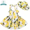 Платье девочки для маленьких девочек платье с шляпой 2018 бренд малыш лето детские пляжные цветочные припечатки Ruffle Princess Party Одежда 1-8Y W0314