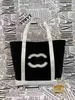 23SS Designer Channel Borsa Chanei da donna Borsa piccola profumata con perle bianche con paillettes Colore a contrasto Borsa per la spesa Temperamento Moda Borsa versatile Borsa tote Nera