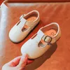 スニーカー秋の女の子の革靴ファッションソリッドカラーカジュアルキッズソフトボトム幼児サイズ2130 SZ256 230317