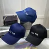 Großhandel Baseballmütze Designer Hut für Damen Herren Trucker Hut Buchstaben Metallschnalle Buchstabe verstellbar Hardtop Mode lässig Stickerei Sonnenhut Golf Sport