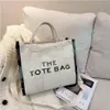 2023 MARC DE TAG TOTE NYLON TAG Women Dames totes SS23 Designer Bags Zwart roze modemerk Luxurys All-Match Shopper Schouderleren handtassen