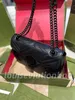 Beliebte Mode handgefertigte luxuriöse schwarze Marmont-Tasche mit Knöpfen Schultertasche Umhängetasche Designer Luxurys Handtaschen js