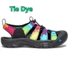 Footwear Designer Sandals tofflor glider utomhusskor Keens Uneek Triple White Black Oreo Tie Dye Canvas Newport H2 Handing Shoe Mens Womens Two Cords and a Sole