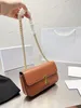 Sacs de créateurs portefeuille portefeuille sac à main de luxe de luxe femme chaînes rétro en cuir en cuir simple craquette crossbody purse 13 couleurs