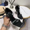 Sylity Opyum Pumps High Heel Sandals女性セクシーなファッション高級デザイナーメタルレタリングヒールパ​​テントレザーサマーパーティーウェディングサイズ34-41