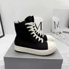 Designer Sneakers Luxury Shoes Women's Riding Boots Canvas Fashion Sneakers Men's Women Black Martins med toppmaterial Gummisulor Höga och låga plattformsstövlar 35-45