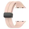 Armband für Apple Watch Ultra Band 49 mm 44 mm 45 mm 41 mm 40 mm 42 mm 38 mm 45 mm Silikon-Magnetarmband iWatch Serie 8 SE 7 6 5 3