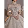 Sexy Lace Ball Kleid Hochzeitskleid 3d Blumen Applikationen Braut Robe de Mariee Designer Perlen Brautpartykleider Quinceanera Kleider 403