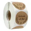 Inne pakowanie 500pcs/rolka ręcznie robiona z miłością naklejki papierowe Kraft 25 mm różowe okrągłe etykiety kleje