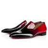 Loafers Elbise Ayakkabı Tasarımcı Spor ayakkabılar Üçlü siyah kırmızı oreo süet patent deri perçinler üzerinde loafer erkekler düğün iş partisi ayakkabı spor ayakkabı kutusu