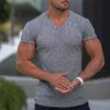 Erkek Tişörtler Erkekler V Boyun Kısa Kollu Tişört İnce Fit Spor Şeritleri T-Shirt Erkek Katı Moda Tees Üstler Yaz Örme Gym Fitness Giyim 230317