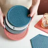 Tapis de table porte-pot de cuisine rayé Style nordique simple tampon anti-brûlure ménage peut accrocher une tasse d'isolation thermique