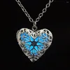 Colares pendentes Moda Bronze Heart Heart Luminous Silver Plated colar Fluorescent Hollow Glow in the Dark for Women Night Night Light Jewelry