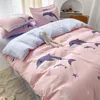 Yatak setleri İskandinav basit set yetişkin aşağı yorgan tabakası çift kişilik yatak büyük kapak yorgan kral büyük karikatür çocuklar için dört parçalı