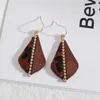 Dangle Earrings Wild Mixed Wood Leather Leopard Symmetrical Teardrop Alloy Earring For Women Fun Unique British Style Boutique Jewelry