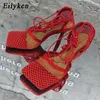 أحذية اللباس Eilyken مثير شبكة مضخات الصنادل الإناث مربع تو كعب عالي الدانتيل يصل عبر ربط خنجر جوفاء 230320