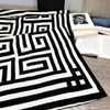 Decken Nordic Schwarz Weiß Gestrickte Decke Acryl Kaschmir Büro Sofa Abdeckung Decke Bequeme Weiche Geometrie Streifen Schal Blank 230320