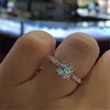 Womens Diamond Ring Romantische Zirkoon Schijnt Ronde Steen Bruiloft Bruids Mode-sieraden Verlovingsringen Voor Vrouwen