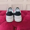 2023Zapato de diseño bajo Moda Mujer Zapatillas Panda Scarpe Mujer Hombre Entrenador Olive Dunks Blanco Negro Triple Rosa Skate