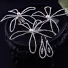 Copricapo Spilla per capelli a forma di fiore di cristallo con pettine Set di accessori da sposa Copricapo e orecchini Gioielli da sposa dal design originale