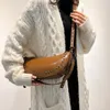 Akşam çantaları vintage perçin omuz kadınlar için büyük kapasiteli messenger motosiklet moda moda ladys hobo çanta seyahat satchel kadın 230320