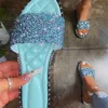 섹시한 평평한 샌들 여성 슬리퍼 2023 여름 디자이너 새로운 스팽글 슬라이드 패션 플랫 신발