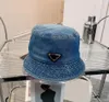 ワイドブリム帽子バケツ帽子デニムバケツハットデザイナーバケットハット高級ファッションサンバイザークラシックビーチキャップ屋外旅行キャップ2色