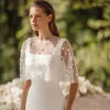 Wraps Cape de mariée élégante avec perlé 3D Floral Appliqued Cape de mariage en dentelle sur mesure mariée Bolero Wrap Jacket