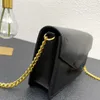 럭셔리 디자이너 레이디스 WOC 봉투 가방 핸드백 어깨 크로스 바디로 사용할 수 있습니다.