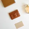 Połączona skórzana lola card Compact w pikowanej włoskiej skórzanej skórze cztery gniazda karty Projektowanie karty Posiadacz karty Vintage Uchwyt karty kredytowej