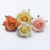 Dekoracyjne kwiaty wieńce 10 sztuk Fałszywe akcesoria do dekoracji domowej Scrapbooking Garland Candy Box Broach Roses Wazony na wesele