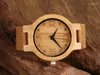 Montres-bracelets Creative Montre en bois naturel pour homme Numéro romain Craving Dial Quartz Woody Cadeau Bracelet en cuir véritable Montre-bracelet Reloj Hombre