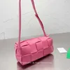 Veelkleurige modellen geweven tas handtas crossbody tas schoudertas mode veelzijdige hoogwaardige vrouwelijke tassen kleine vierkante tas