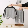 Clothing Sets Baby Boy Girl Clothes Spring Autumn Full Sleeve Letter Mandarin Collar Coat Pants 2pcs Streetwear Infant Fashion Costume 1 5T 230317