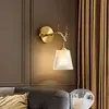 ウォールランプノルディックガラスライトホーム装飾のための照明枝角のベッドルームランプモダンなLEDベッドリビングルームSconce Light Fixture