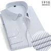 Chemises décontractées pour hommes Vêtements d'été pour hommes Chemises sociales à manches longues pour hommes Chemise à rayures bleues sans repassage Salopette Chemises élégantes pour hommes Chemise masculine pour hommes 230321