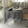 Nappe Ins Damier tissu Maison Salle À Manger Café Restaurant Couverture À Carreaux Décor Simple Fond Tapis De Bureau 230321