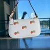 Sac de créateur de luxe, pochette à bandoulière, sac à main à rabat, petits sacs à main pour femmes, décoration de fleur de fraise