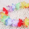 Decoratieve bloemen kransen 10 stks Hawaiiaanse bloem slinger ketting zwembad feestje fancy jurk Hawaii Beach Fun Event Decoration kransdecor