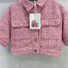 23SS FW Tweed Coats تمتزج سترة بليوسيون قصيرة مع أزرار رسائل مصممة عتيقة معطف معطف Girls Milan Runway Designer Short Tops Outwear