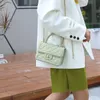 Torby wieczorowe Summer 2023 Nowa torba do łańcucha Ringera Kobieta Mała zapach Wind Light Luksusowy moda torba na crossbody